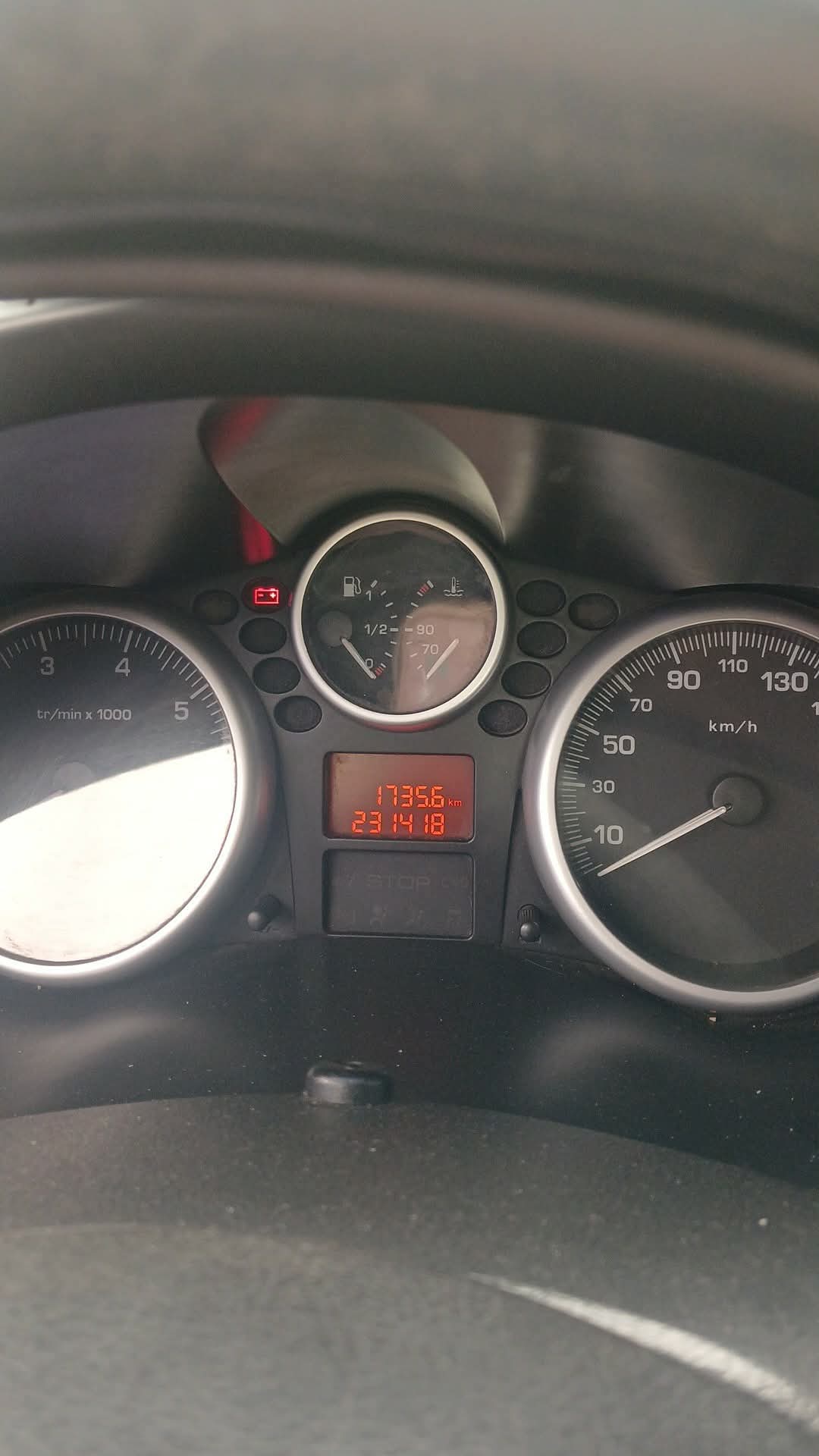 Peugeot 207 Compact - Foto 3