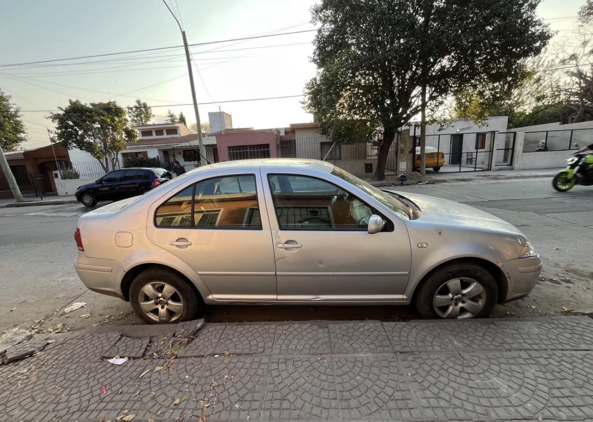 Volkswagen Bora 1.9 TDI - Foto 3