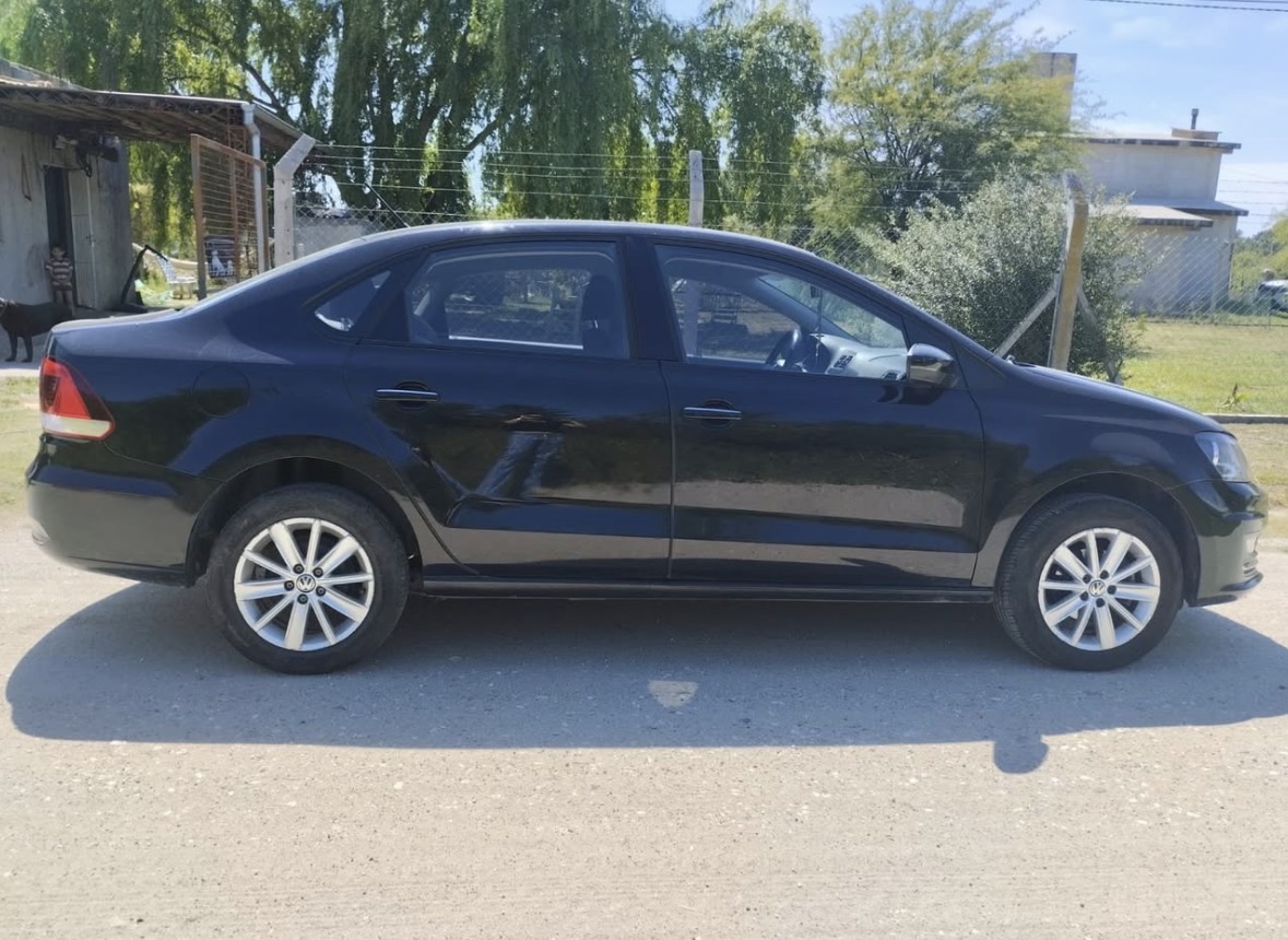 Volkswagen Polo 1.6 16V Comfortline Tiptronic - Foto 3