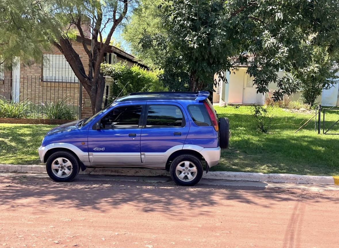 Daihatsu Terios 4x4 - Foto 1