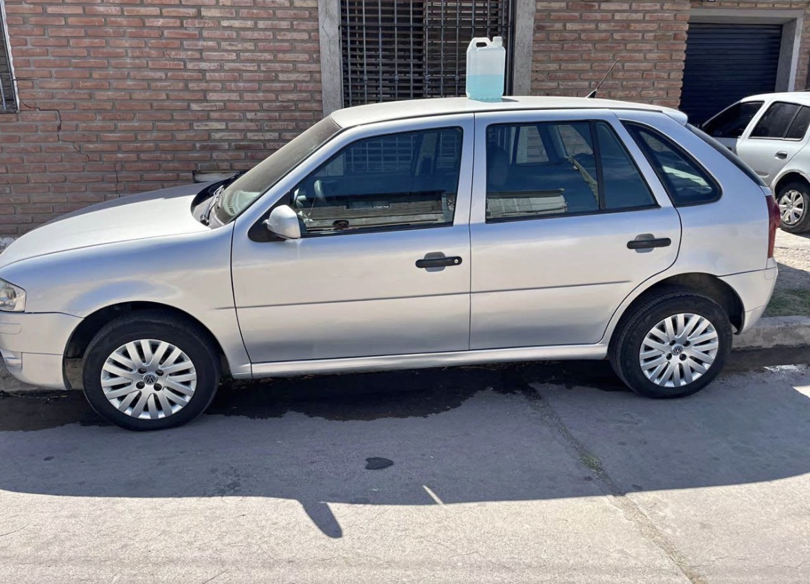 Volkswagen Gol Power 1.4 - Foto 1