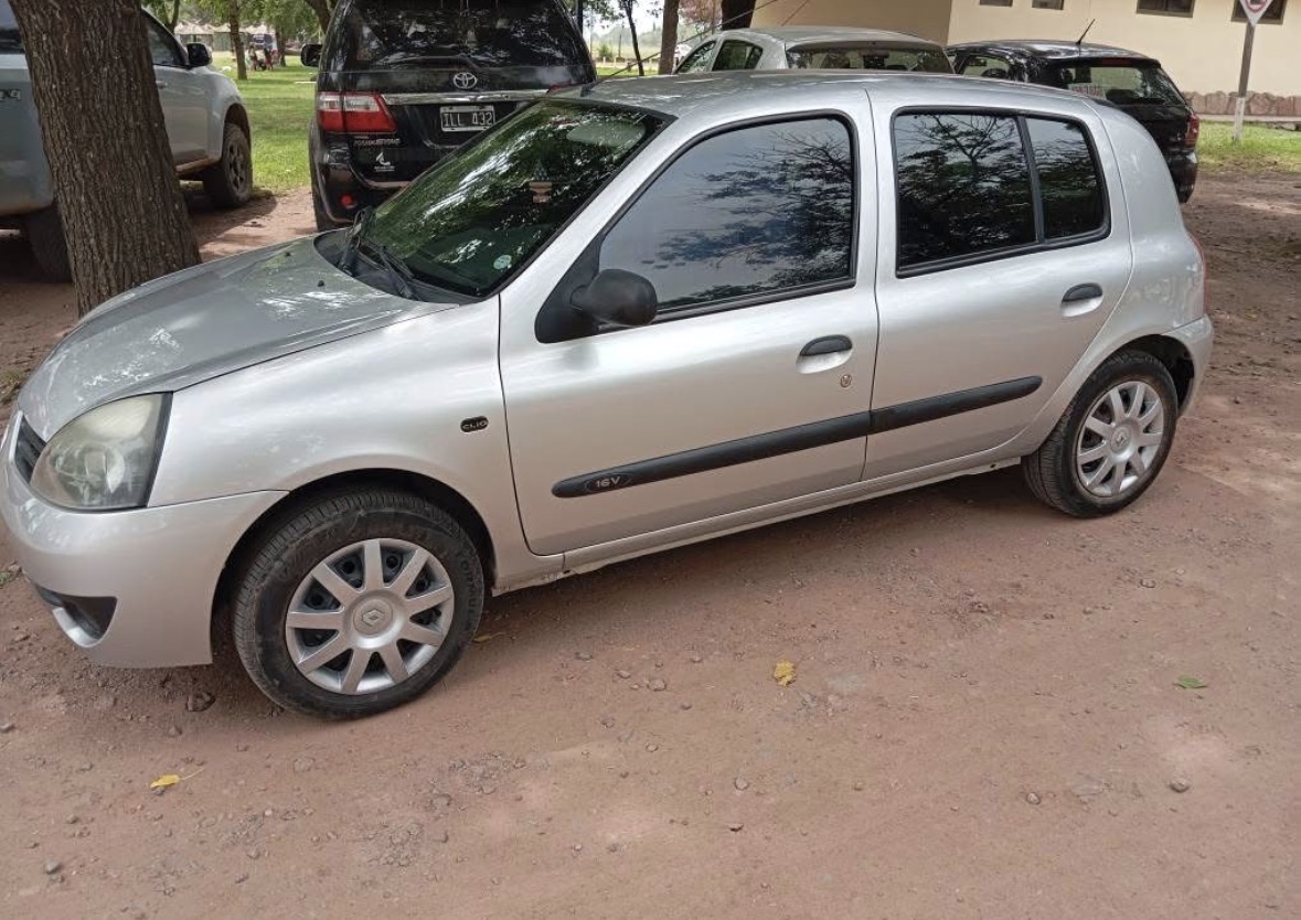 Renault Clio 2011 1.2 16V - Foto 1