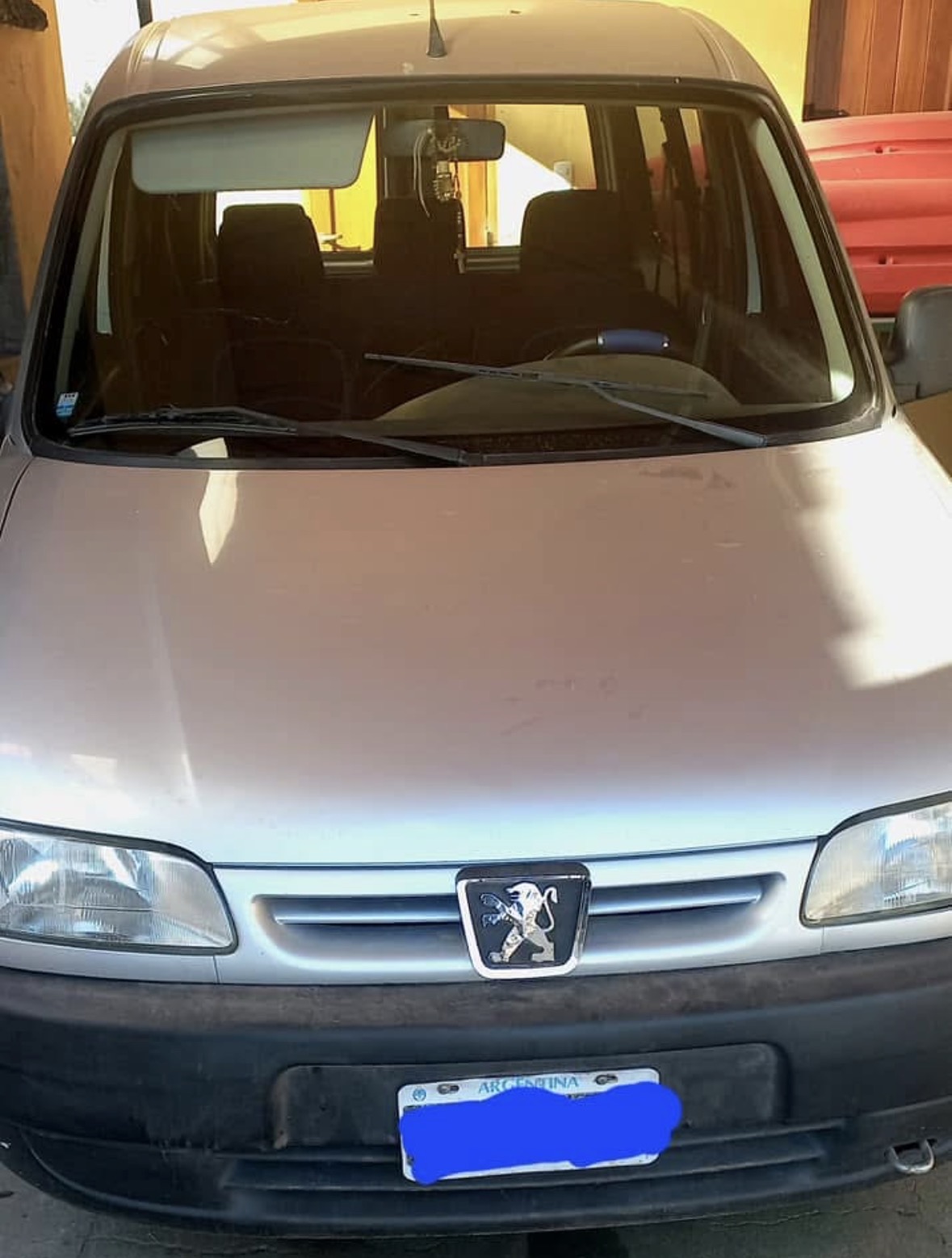 Peugeot Partner Furgón - Foto 1