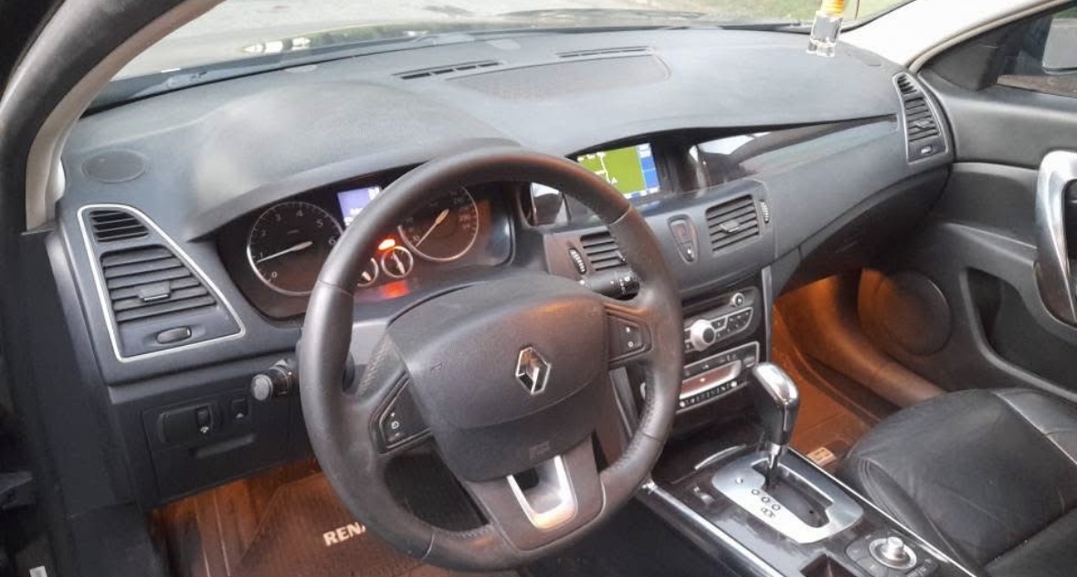 Renault Latitude Privilege 2011 3.5 V6 Automático - Foto 7