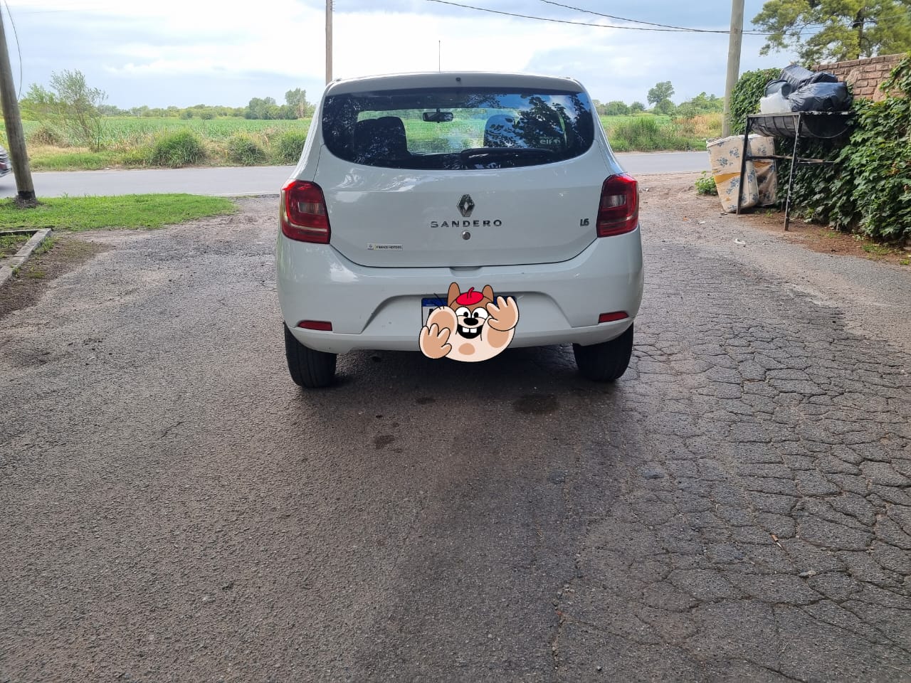 Renault Sandero - Foto 4