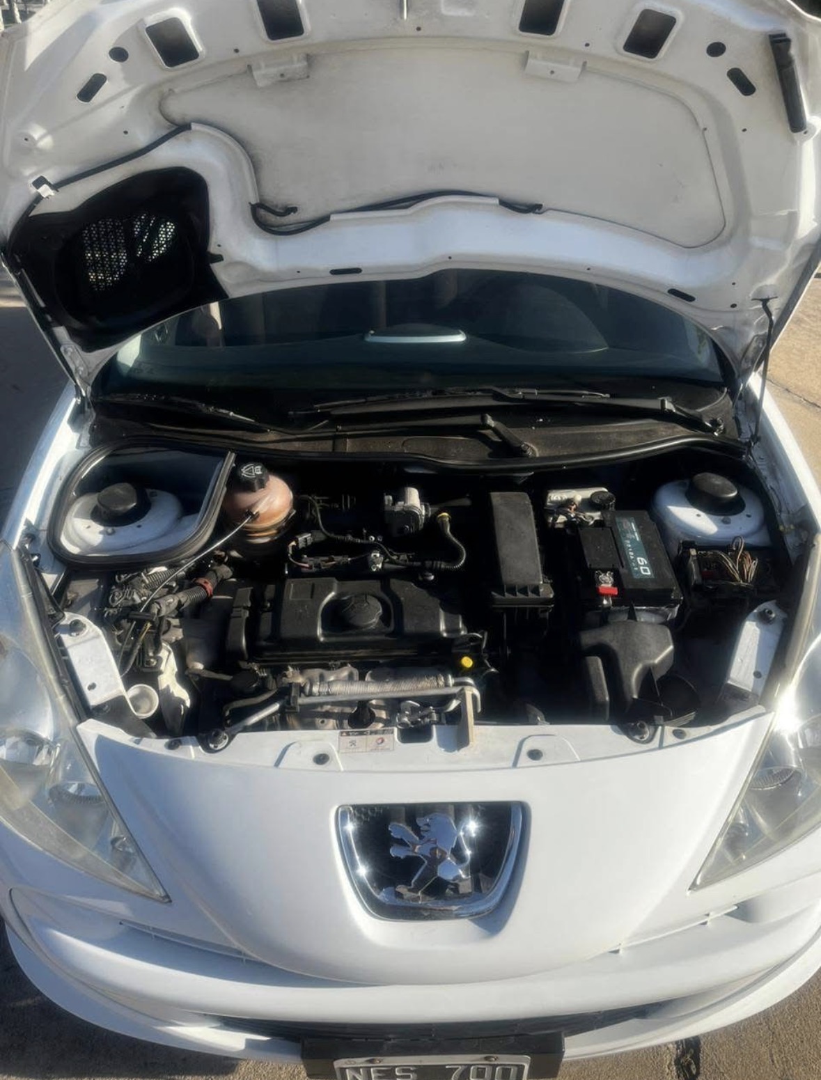 Peugeot 207 Allure 1.4 - Foto 8