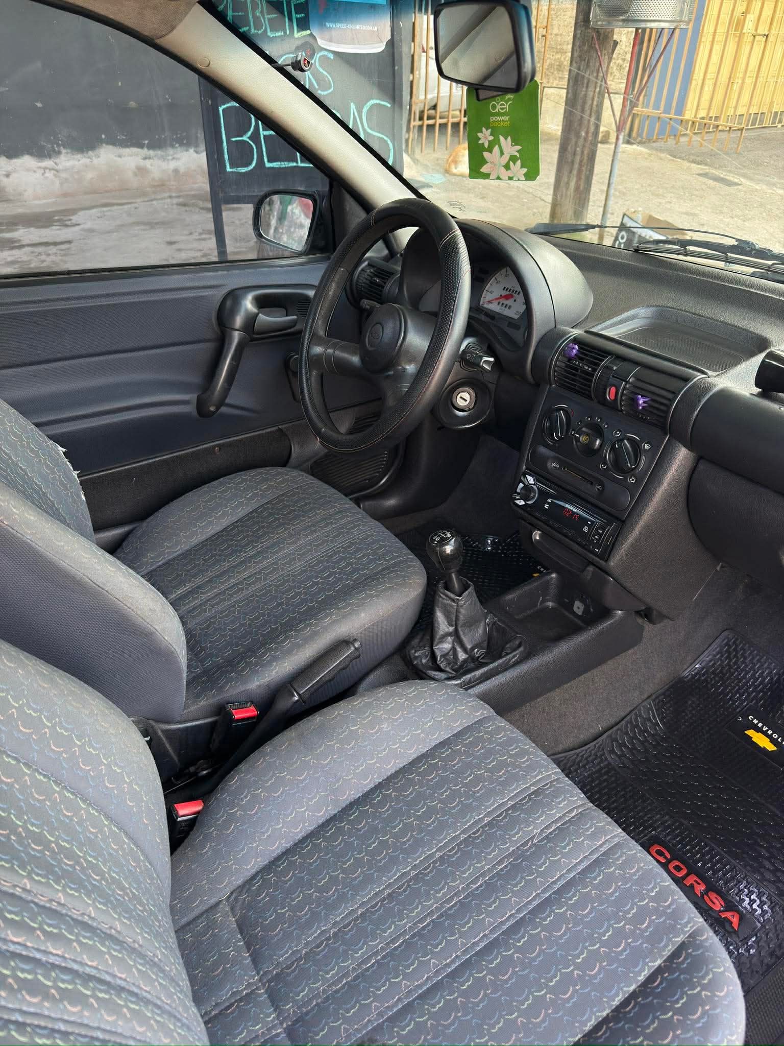 Chevrolet Corsa 1.6 - Foto 8