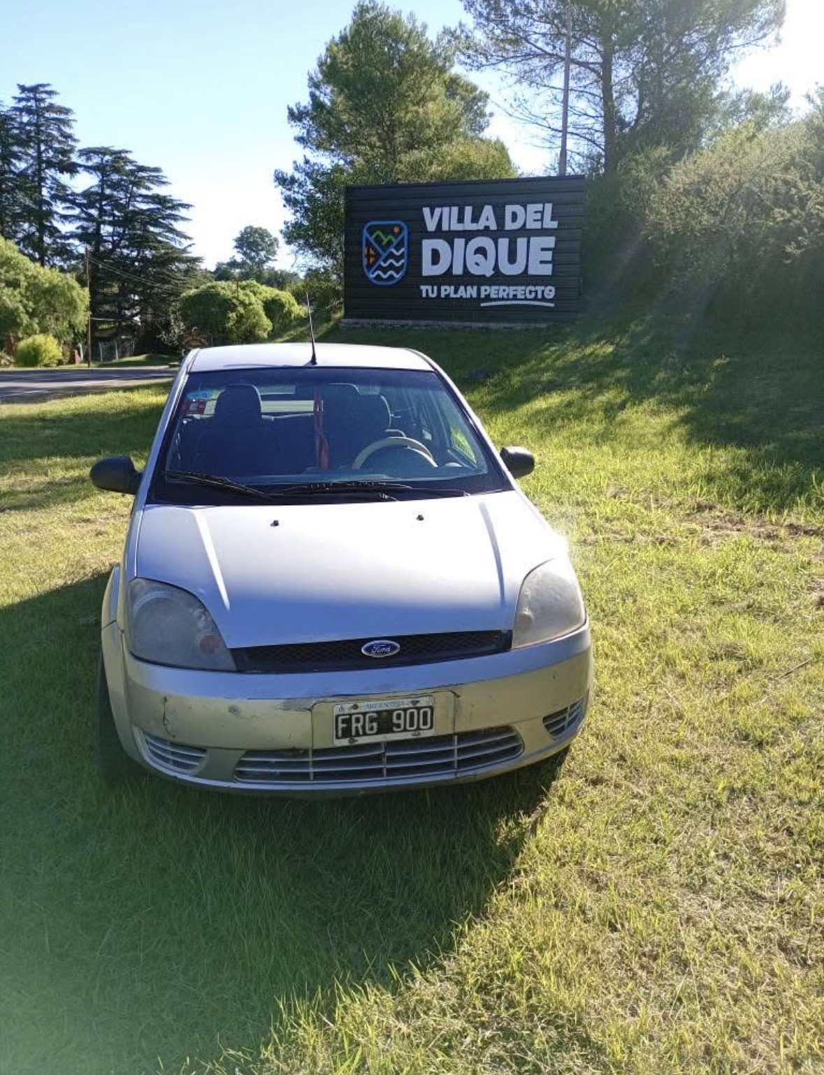Ford Fiesta 2006 1.6 Nafta - Foto 1