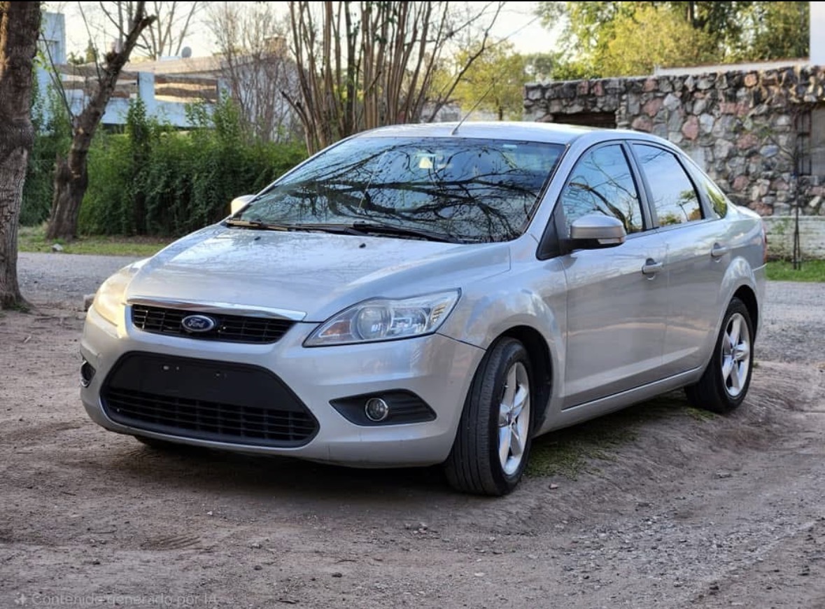 Ford Focus Exe 1.6 - Foto 2