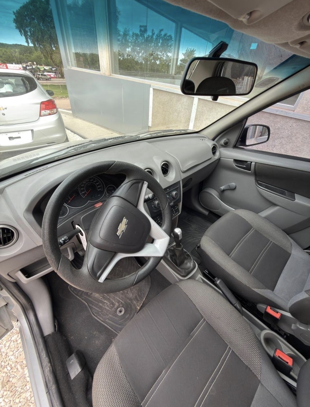 Chevrolet Prisma - Foto 10
