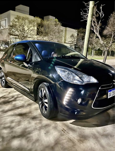 Citroën DS3 VTi So Chic